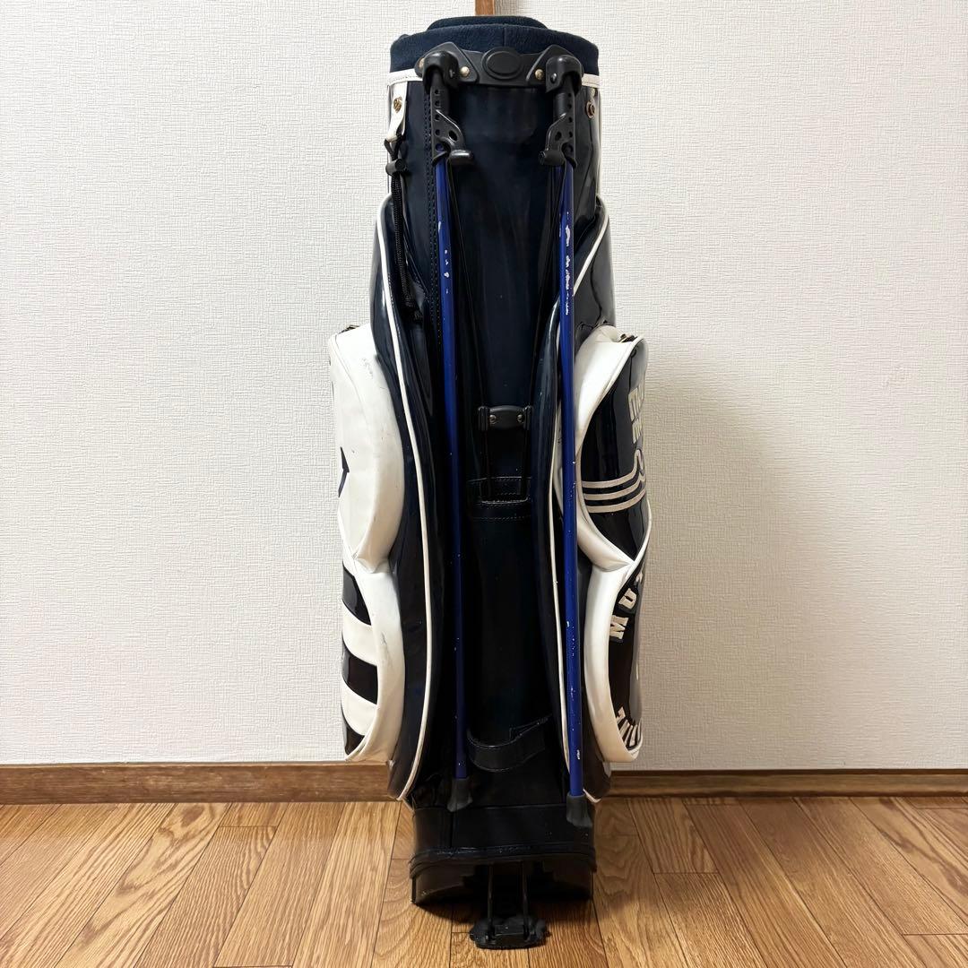 ムータキャディバッグ　エナメル素材mutaスタンド型