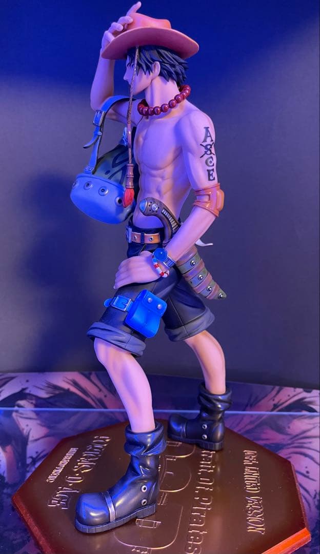 ワンピース POP エース フィギュア