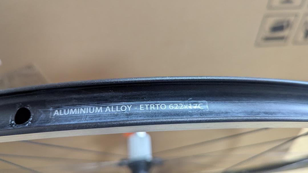 Campagnolo zonda c17　前後