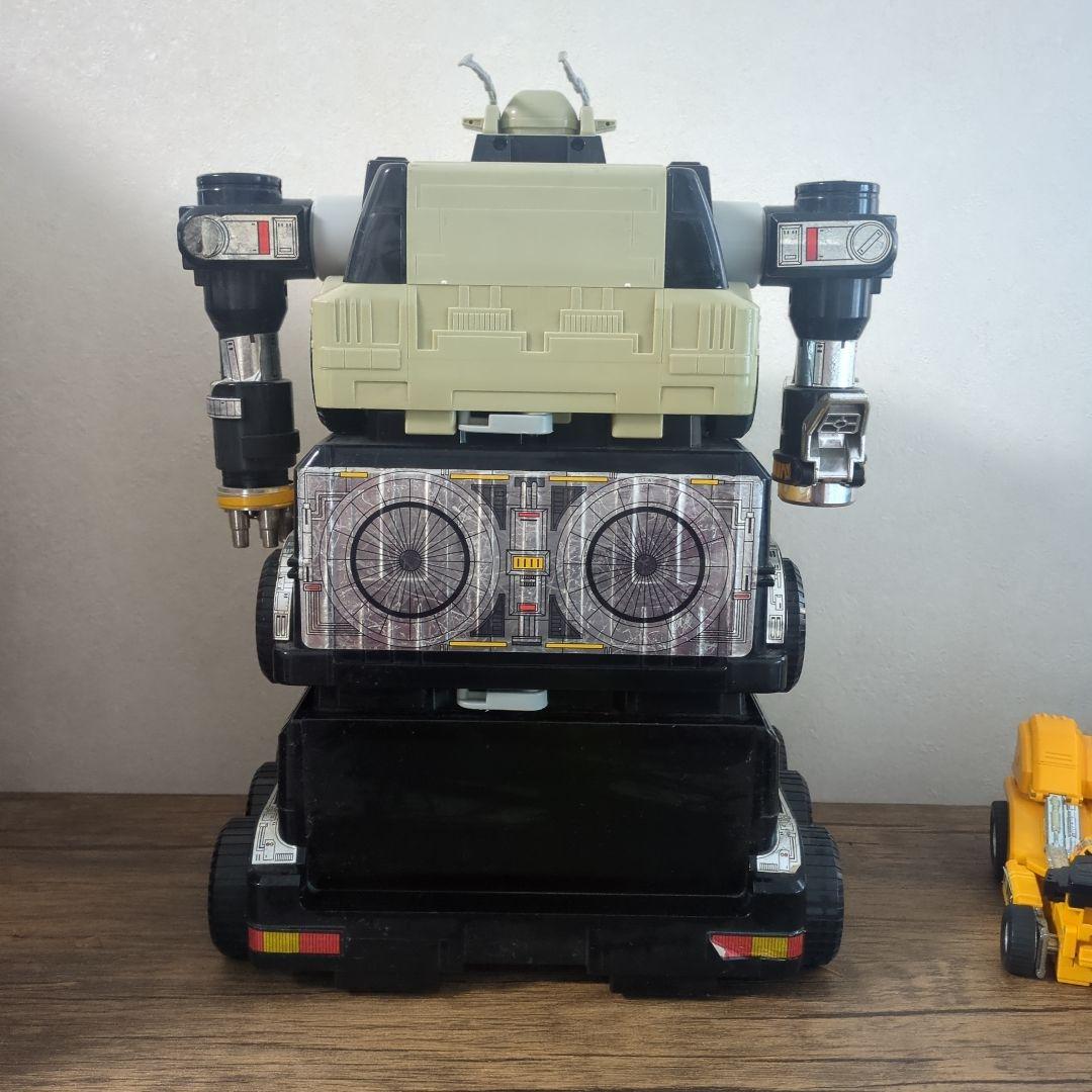 DXビクトレーラー　激走戦隊カーレンジャー　DX VRVロボ