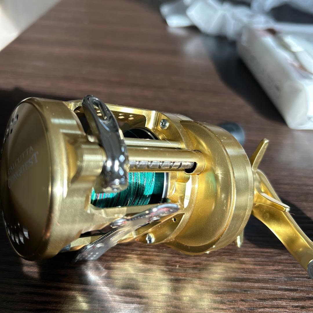 リール 18CALCUTTA CONQUEST 401