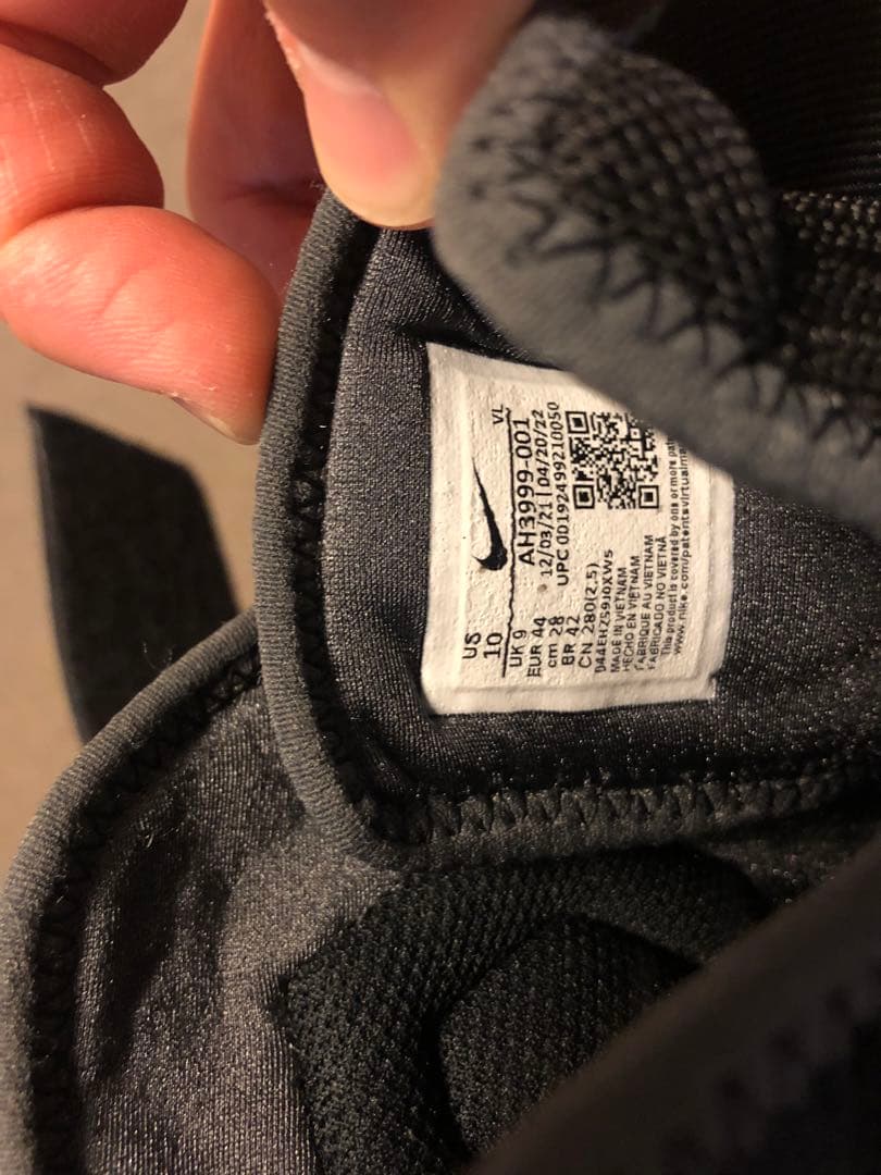 アメフト　スパイク