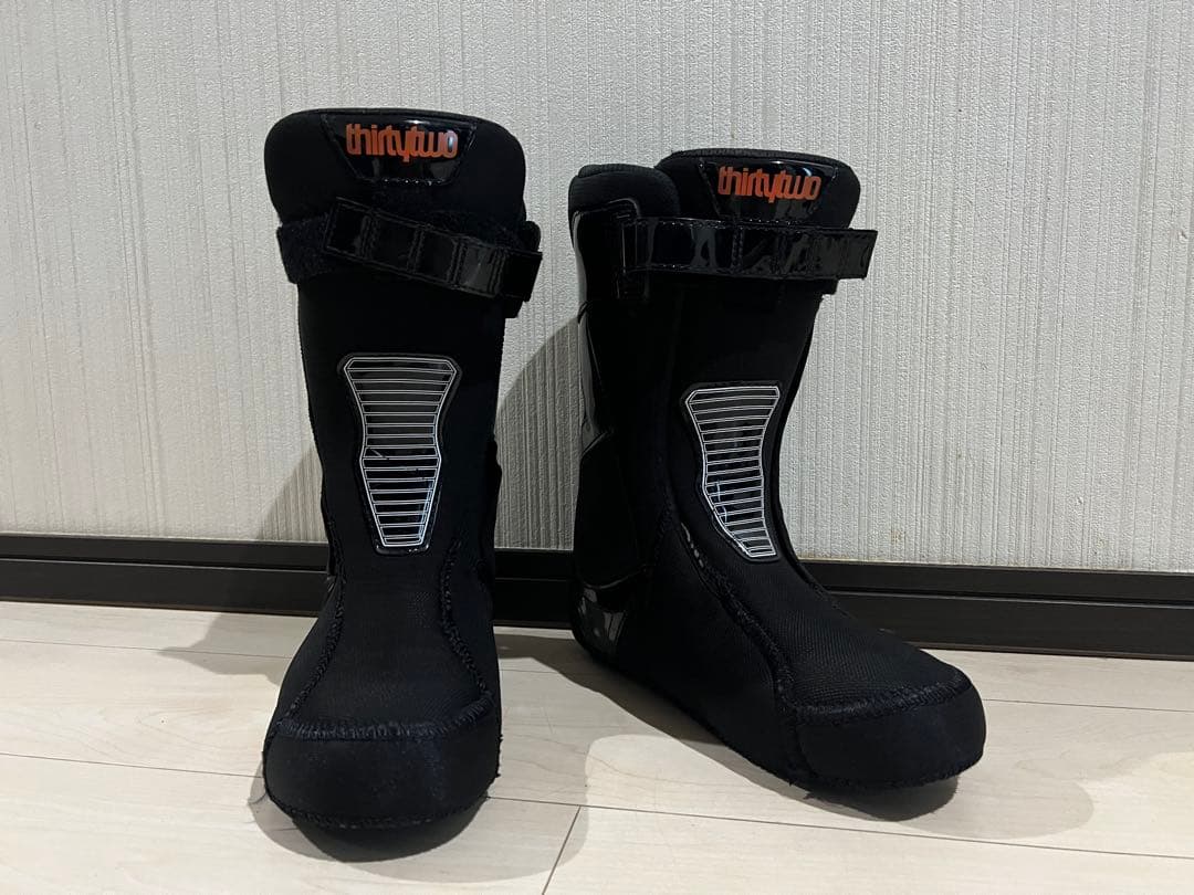 【美品】THIRTYTWO スノーボードブーツ
