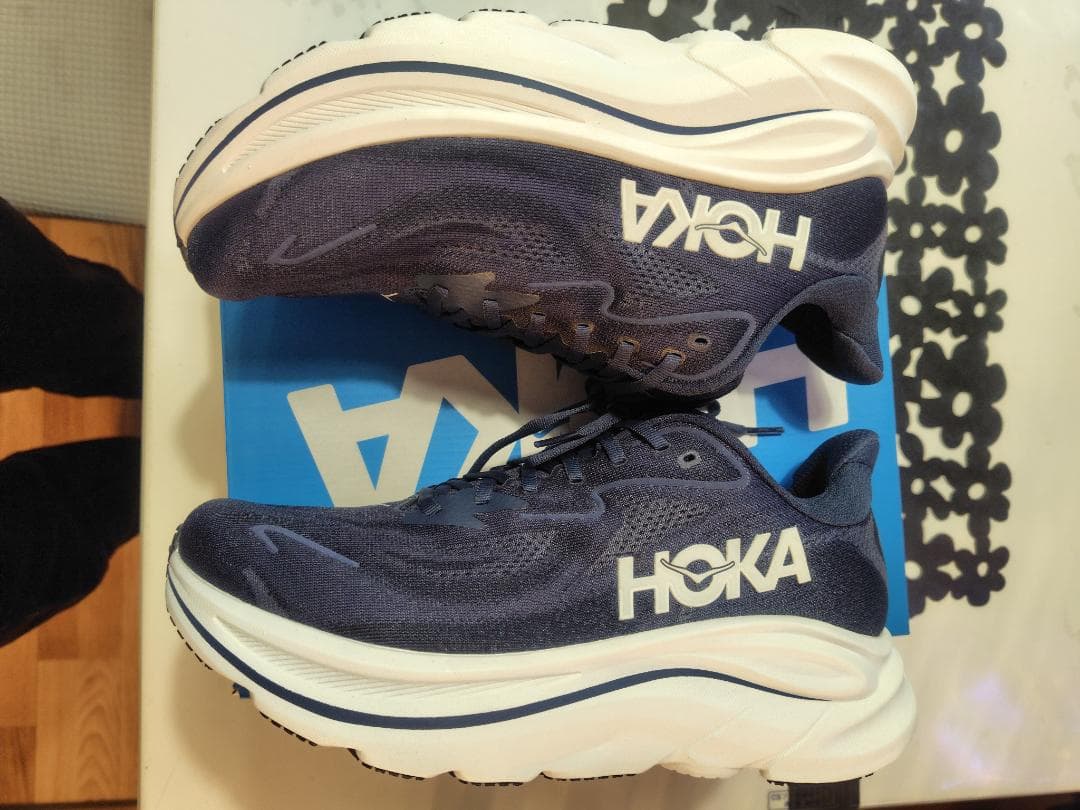 [未使用品] HOKA CLIFTON 10 27cm WIDE