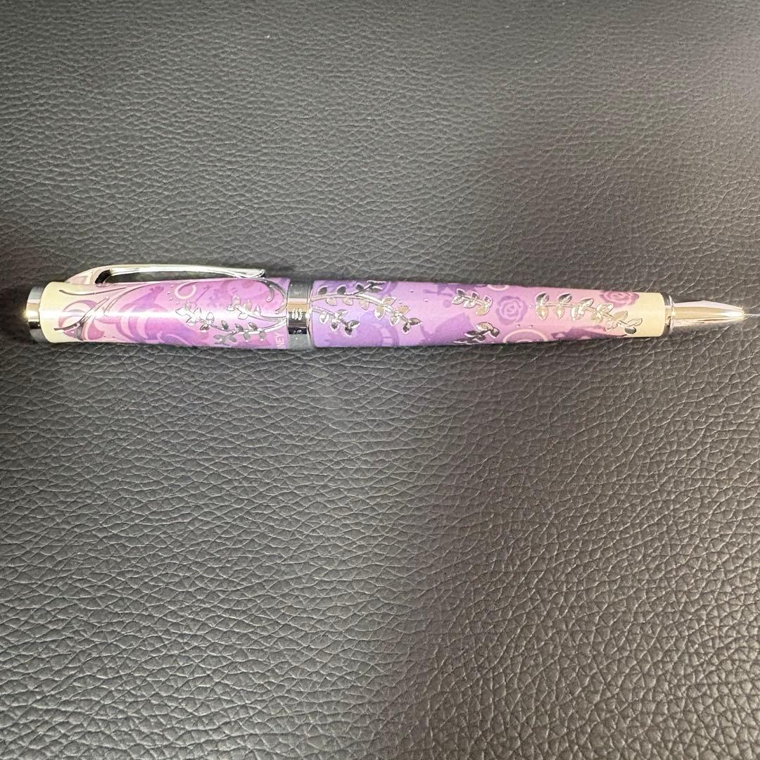 ディズニー　不思議の国のアリス　ボールペン　世界で限定数1400本