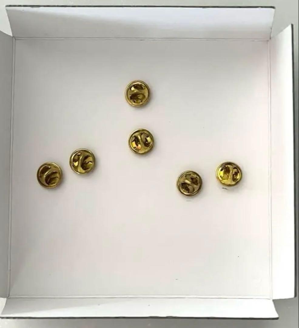 【新品】ディズニー　ドナルド　限定500　ピンバッジセット