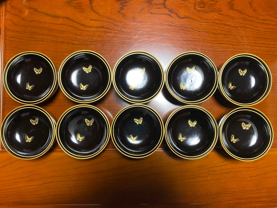 (休日限定価格)輪島塗　漆器 椀 10個セット 黒赤 金色装飾