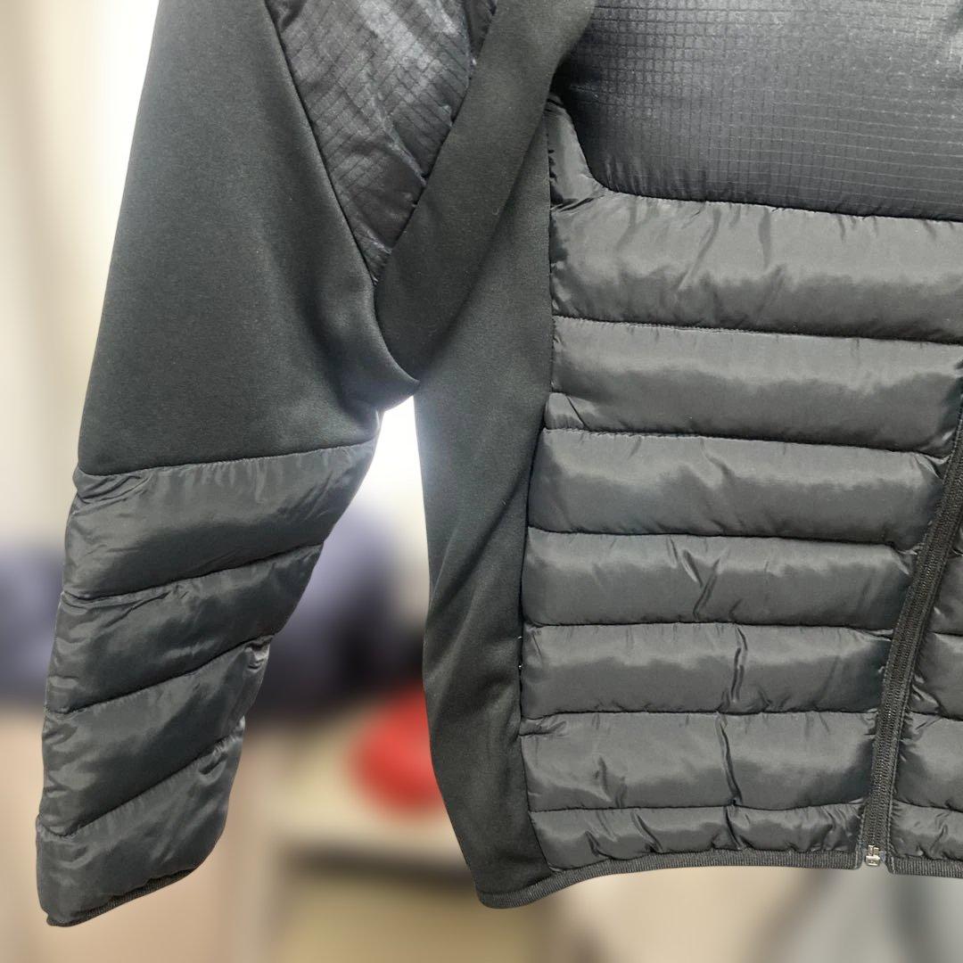 ATHLETA フード付きピステ 黒