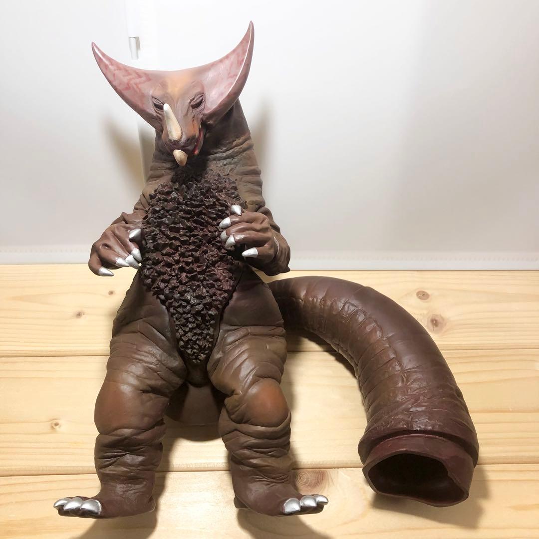 希少　パイロットエース　空想特撮シリーズ　ウルトラマン　古代怪獣　ゴモラ　ソフビ