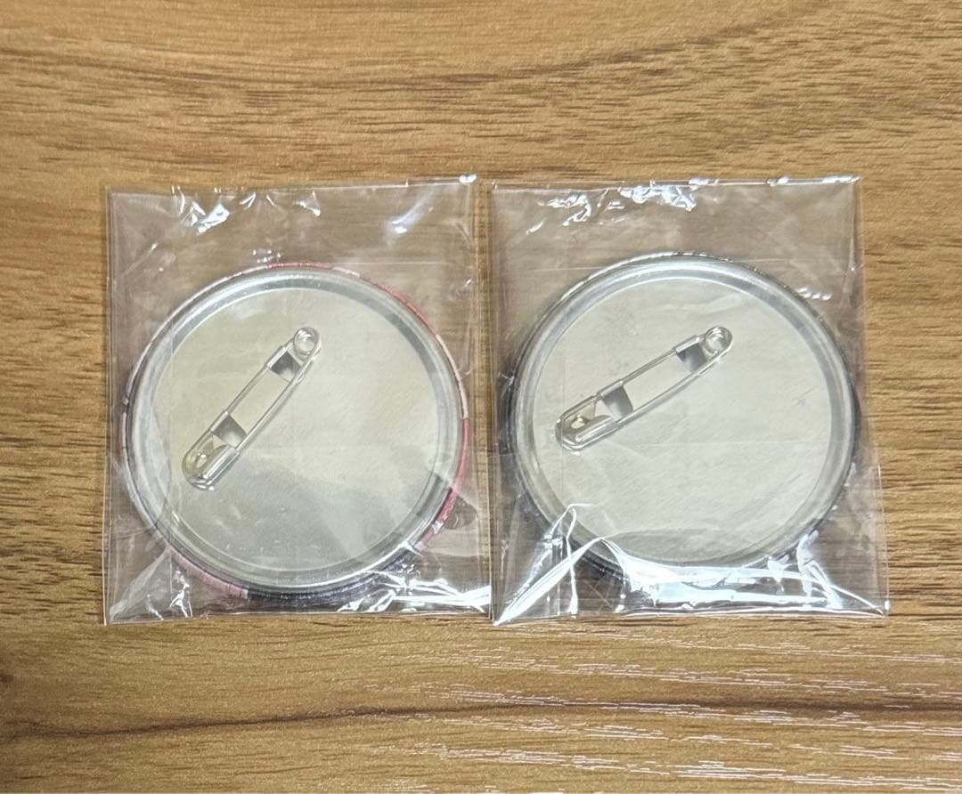 五等分の花嫁×TheキャラSHOP 缶バッジ 三玖 2種セット