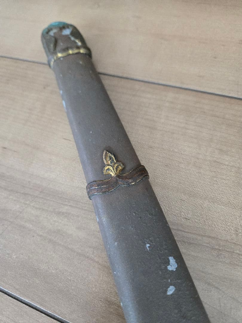 第二次大戦中実物　98式将校軍刀拵え(刀身なし)　8枚切羽　家紋入り　揃い部品