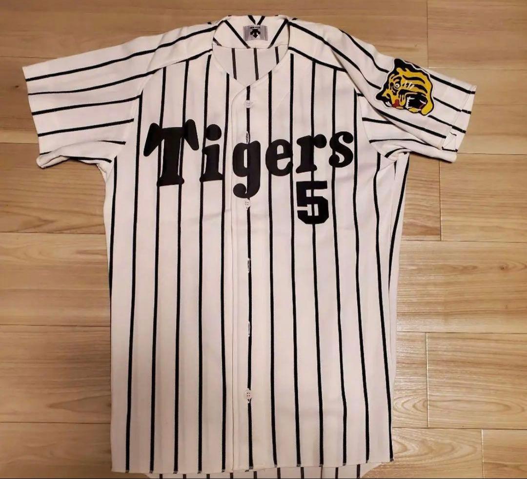 阪神⭐️新庄　　背番号5 ⭐️デサントユニフォーム⭐️現　　日ハム監督