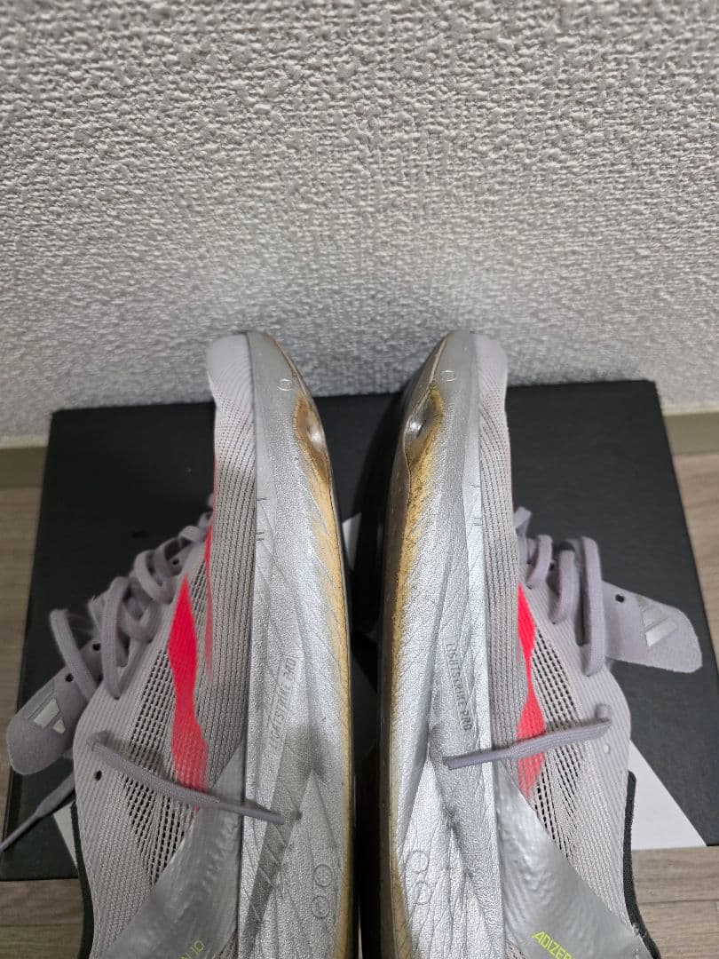 アディゼロ タクミセン10 27cm