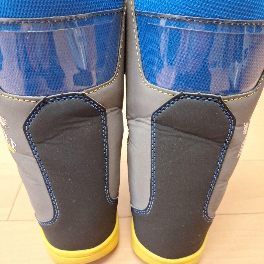 DEELUXE　ジュニア　スノーボードブーツ　スノボ　ブーツ　２２cm