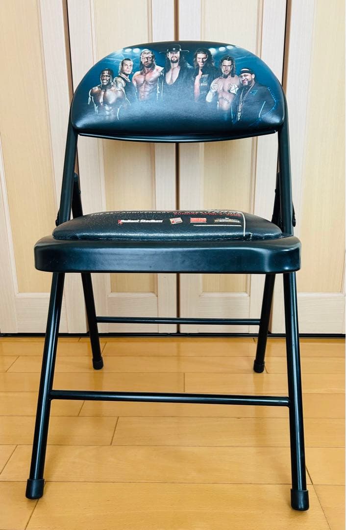 【激レア！】WWE レッスルマニア25 大会記念 非売品 パイプイス WWF