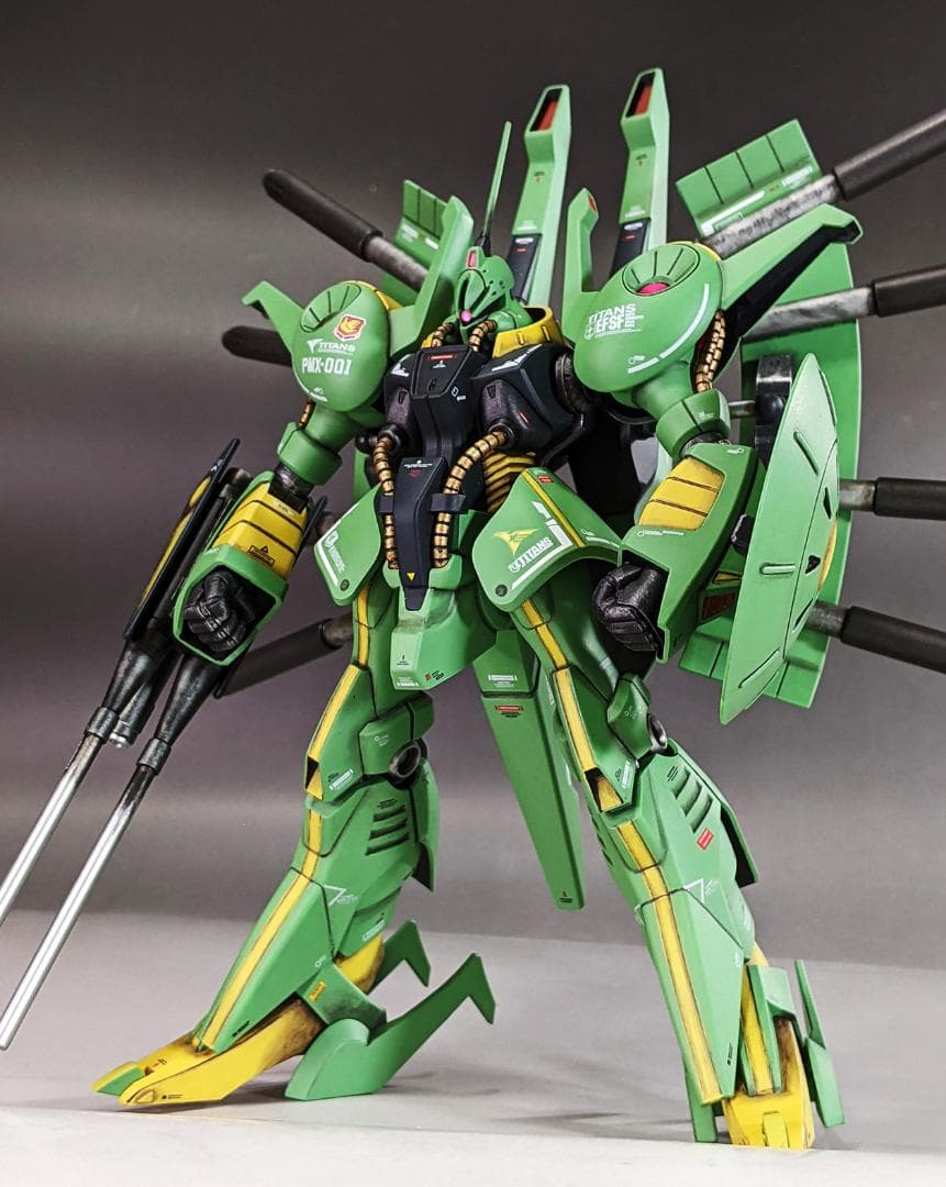 プラモデル　HG パラスアテネ（機動戦士Zガンダム）組立塗装済