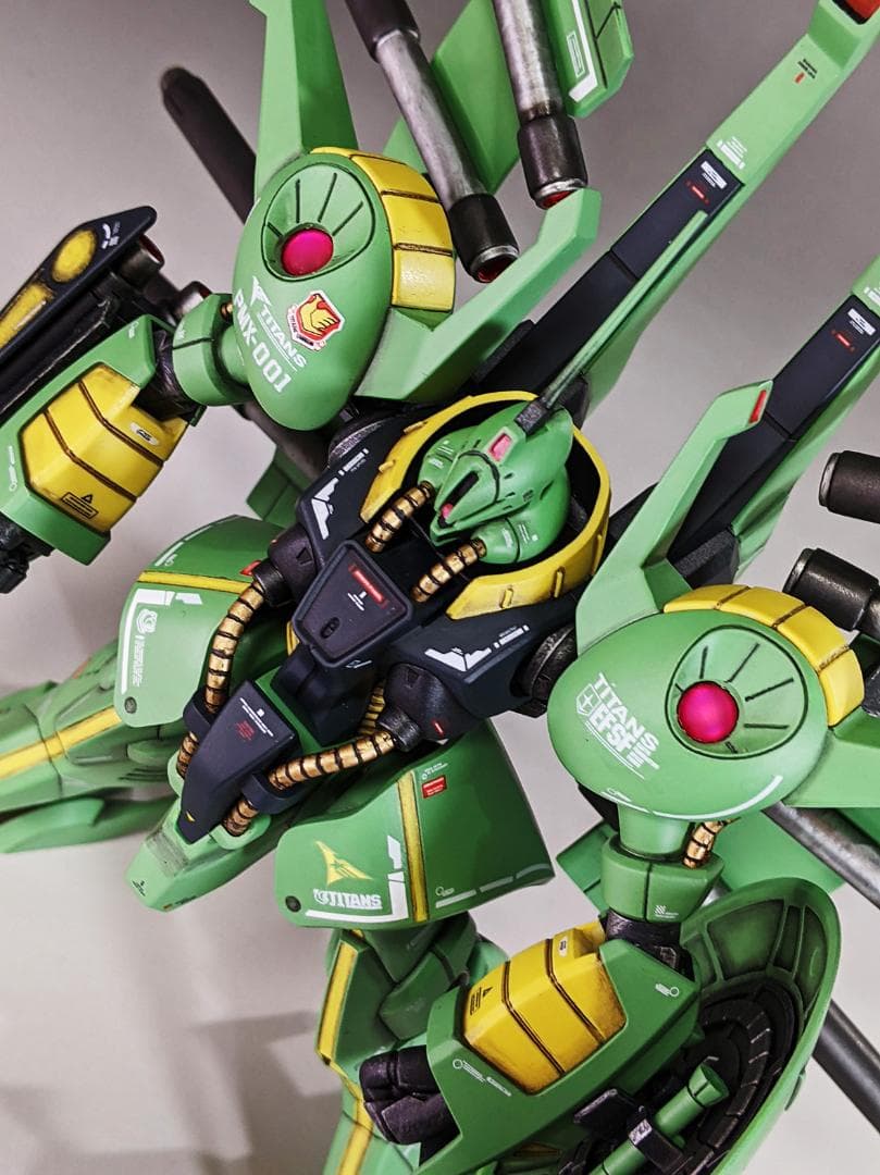 プラモデル　HG パラスアテネ（機動戦士Zガンダム）組立塗装済