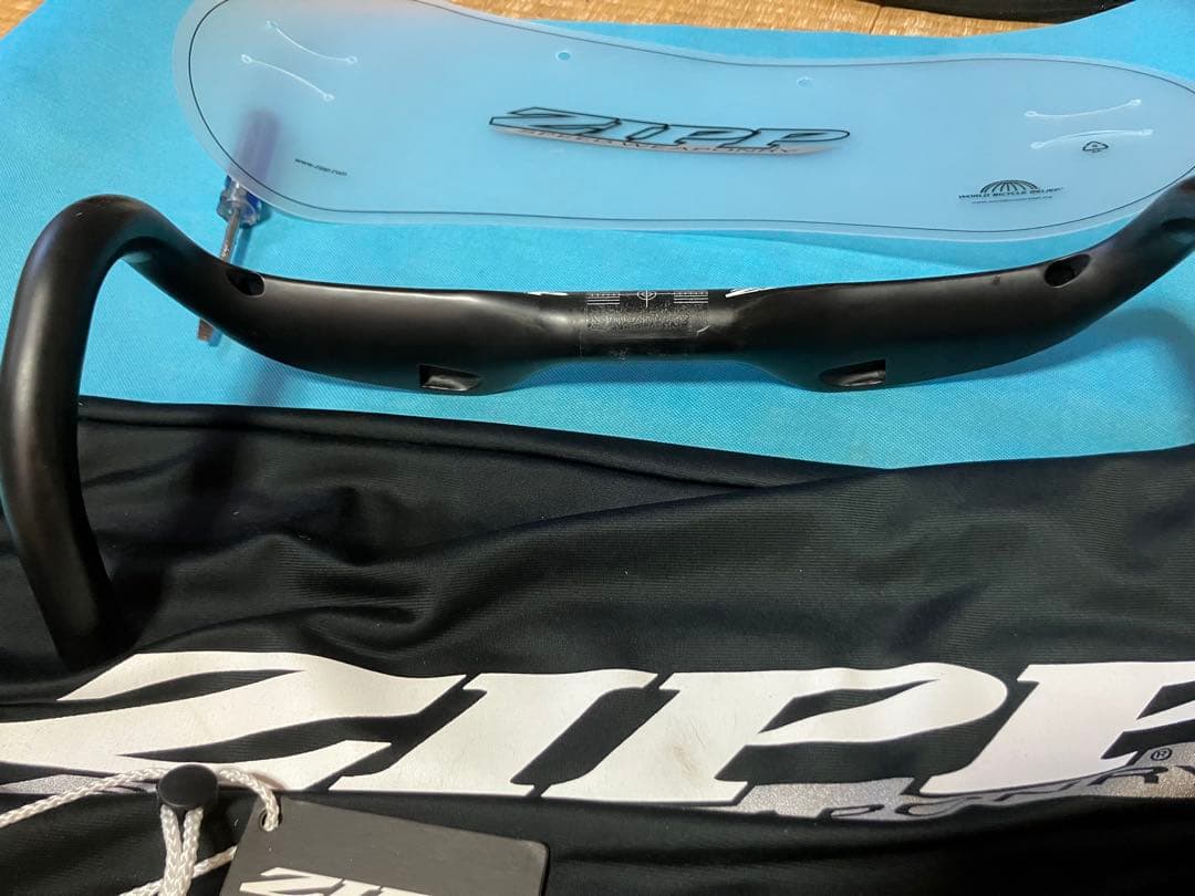 ZIPP SL-70 AERO カーボンハンドル