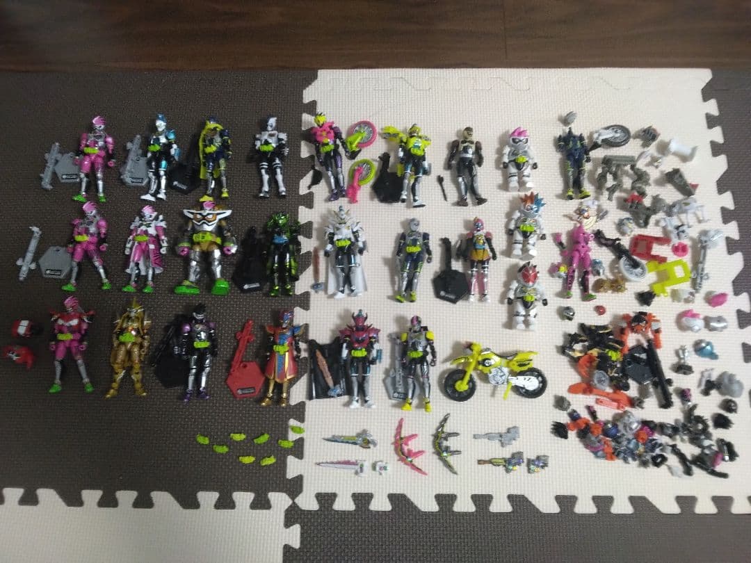 装動　仮面ライダー 200体以上