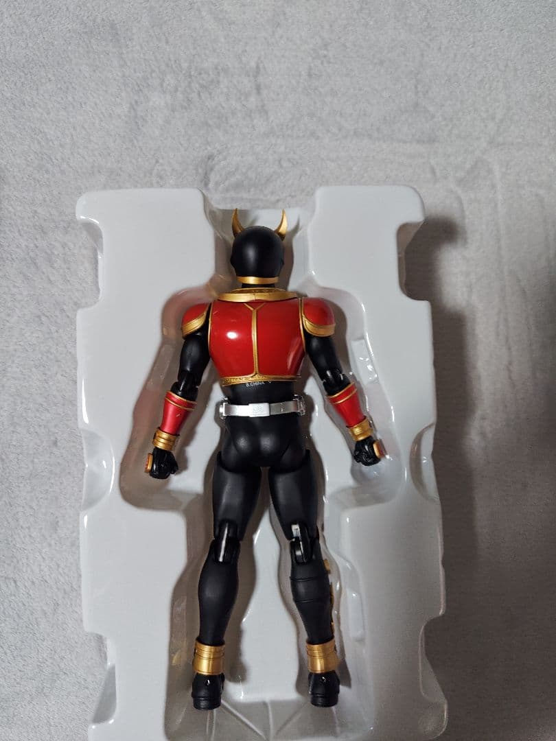 S.H.Figuarts　真骨彫製法　仮面ライダークウガ　ライジングマイティ