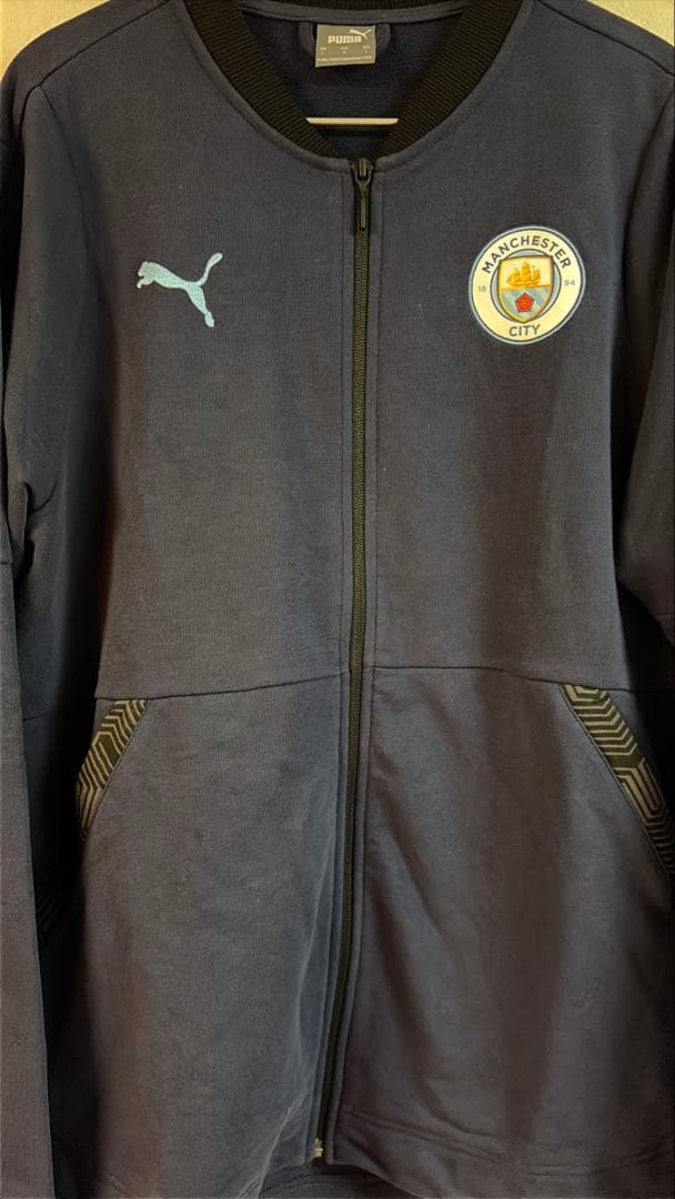マンチェスターシティ　トレーニングスエット　上下セット　Lサイズ