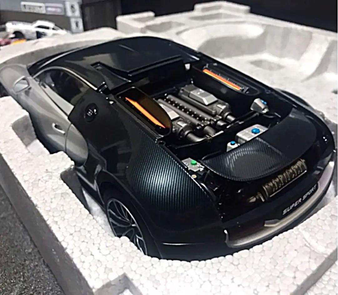 オートアート ブガッティ ヴェイロン ダークブルー/シルバー シリアルNo.付