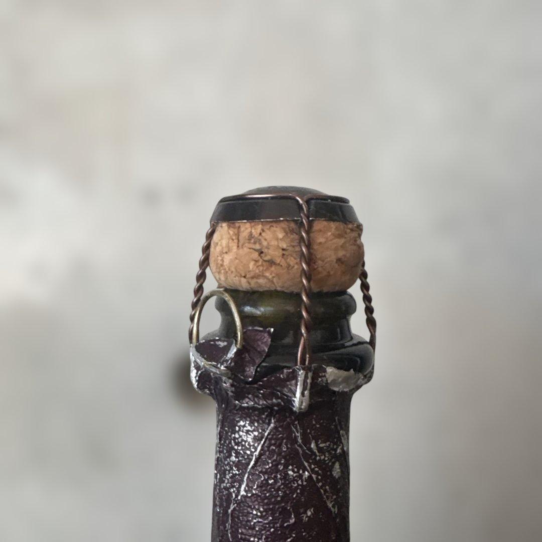 【未開栓】ドン・ペリニヨン ロゼ ヴィンテージ 2004（キャップシール剥がれ）