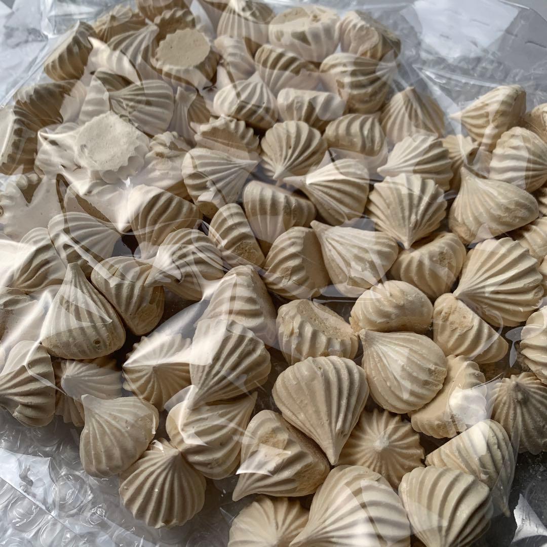 なぎちゃんメレンゲりんご蜜、プレーン、 ゆず、ホワイトチョコ、抹茶、レモン