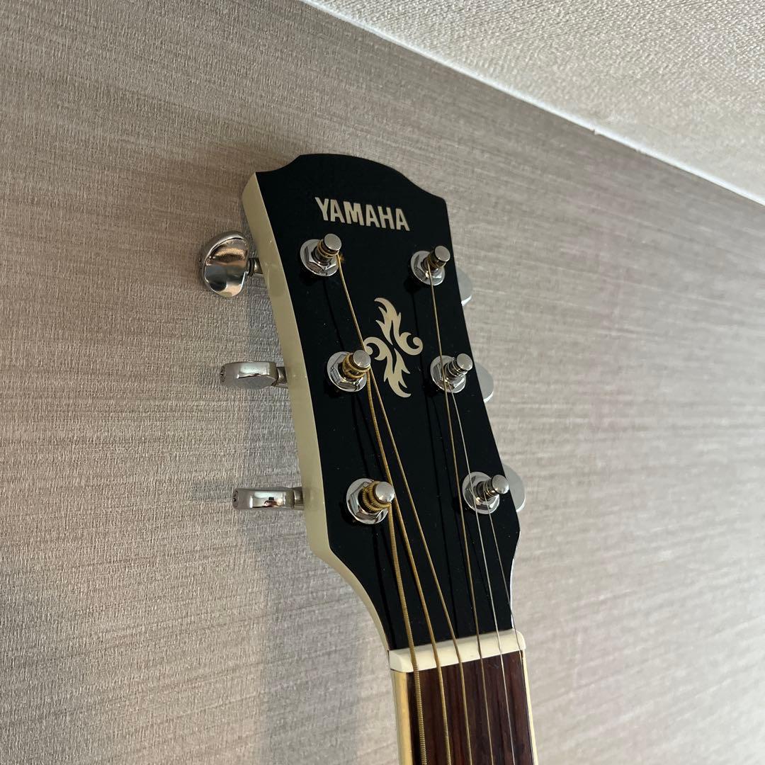 YAMAHA APX600 白色　エレアコ　ソフトケース付き