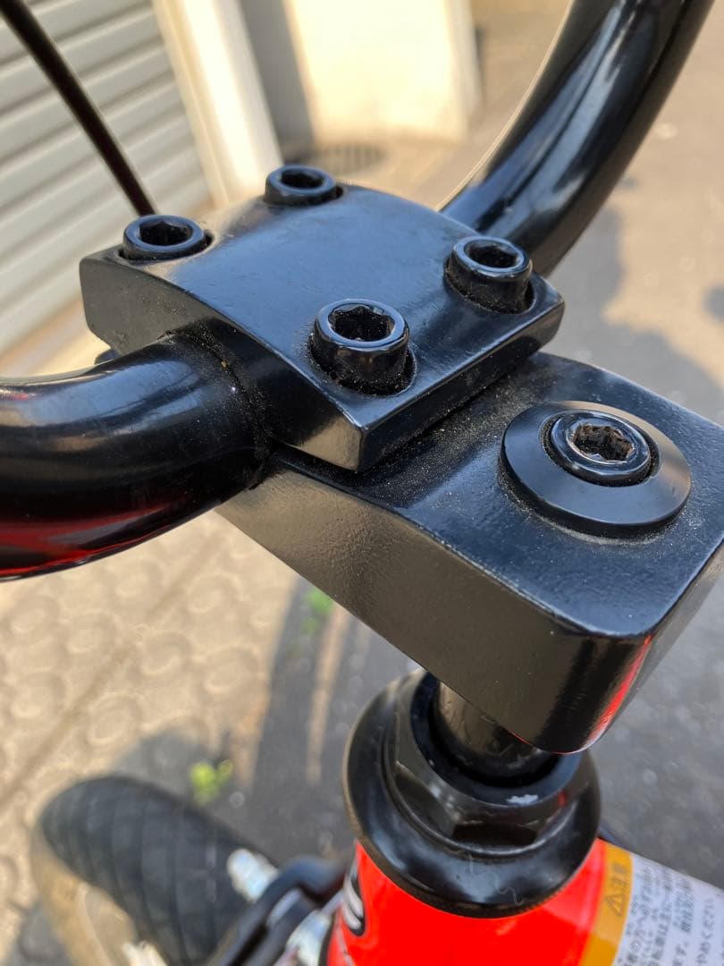 Badass company 　CRANKER 幼児用自転車 赤14インチ