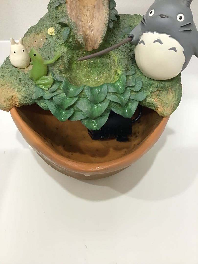 となりのトトロウォーターガーデン　ネコバス　ひとやすみ　スタジオジブリ作品