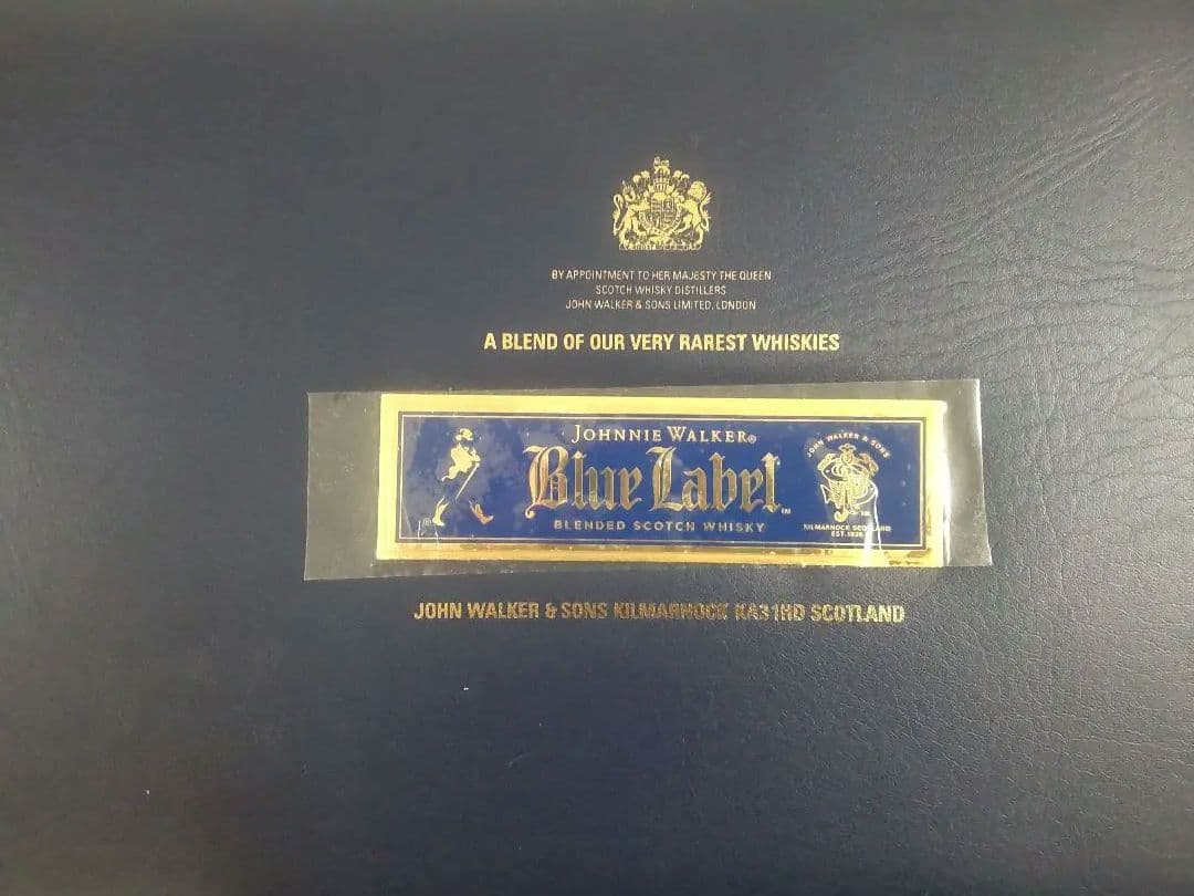 ジョニーウォーカーブルーラベル 化粧箱入り