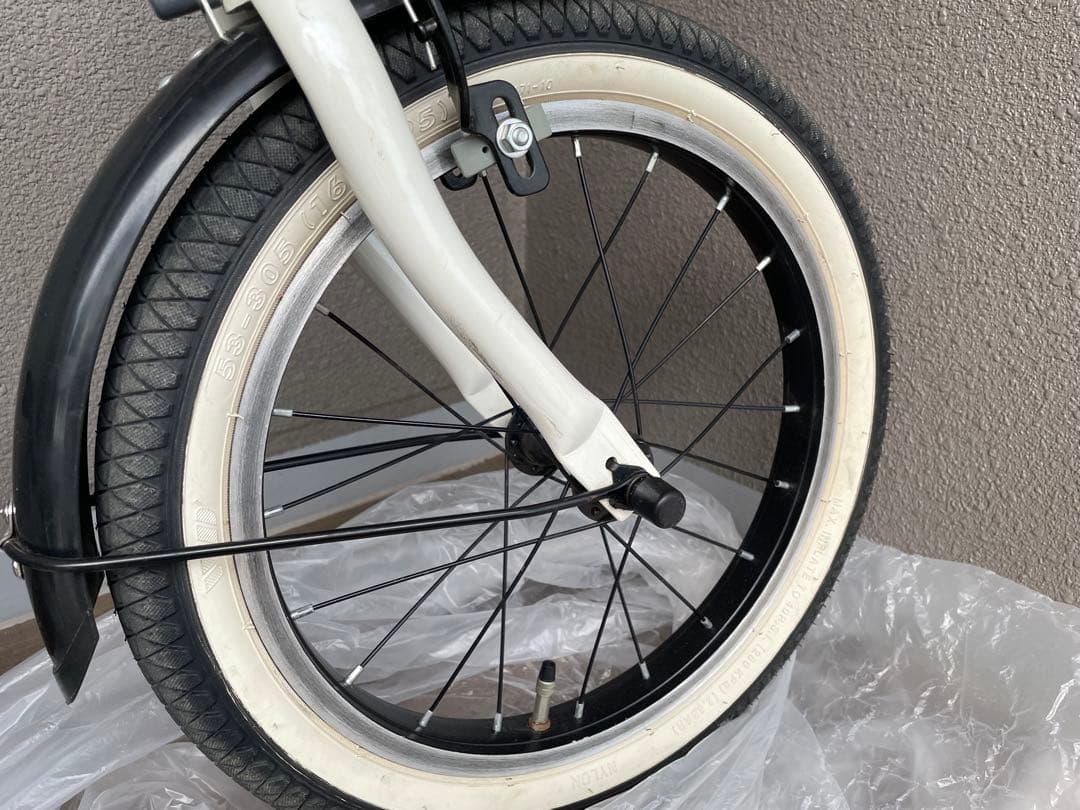 Alfa Romeo キッズ自転車 ホワイト　16インチ