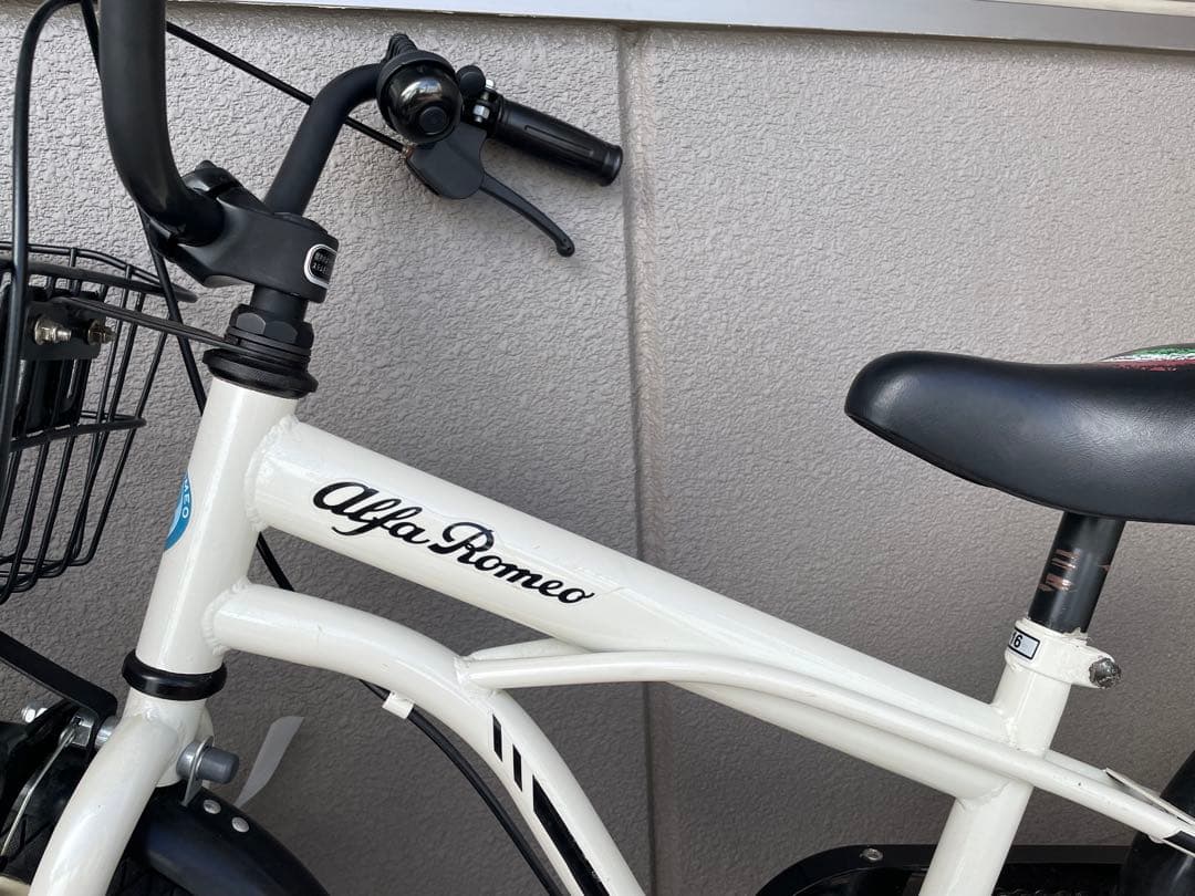 Alfa Romeo キッズ自転車 ホワイト　16インチ