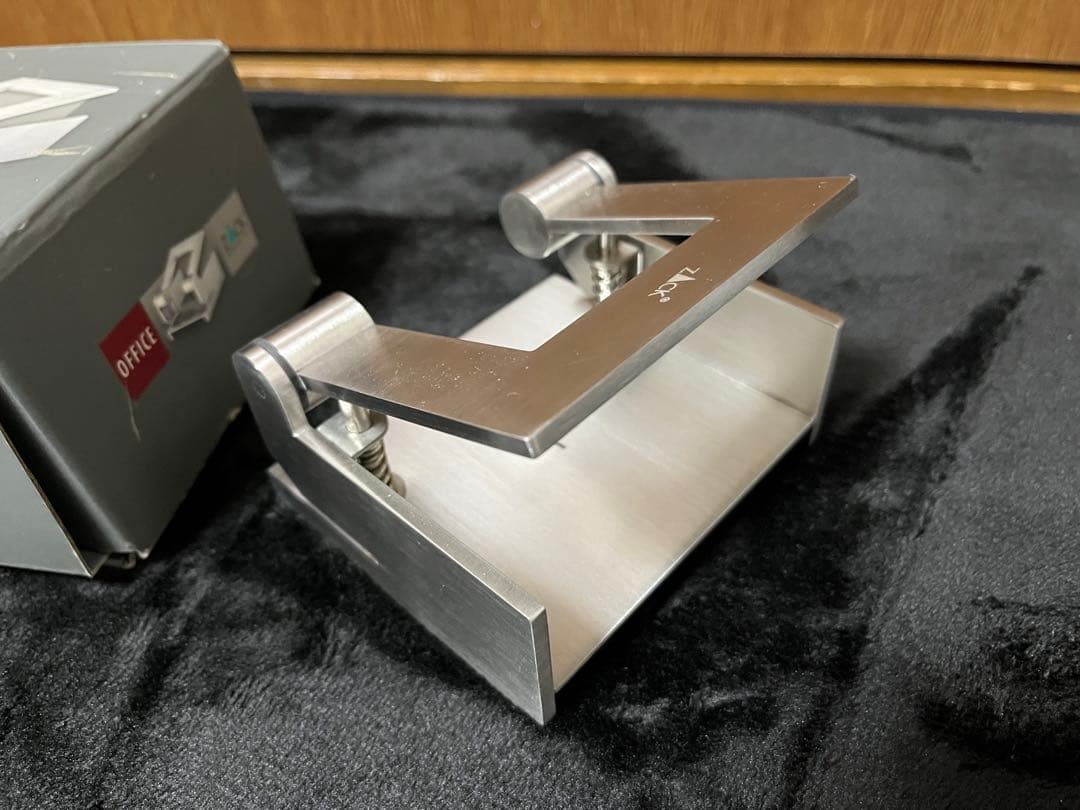 新品　オシャレ文具　ZACK 50137 デザイン文具　パンチャー　パンチ