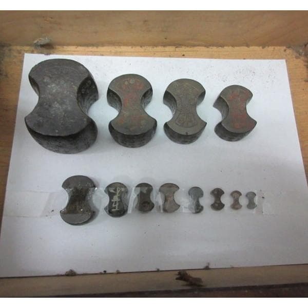 分銅12個と天秤台 [B28243]