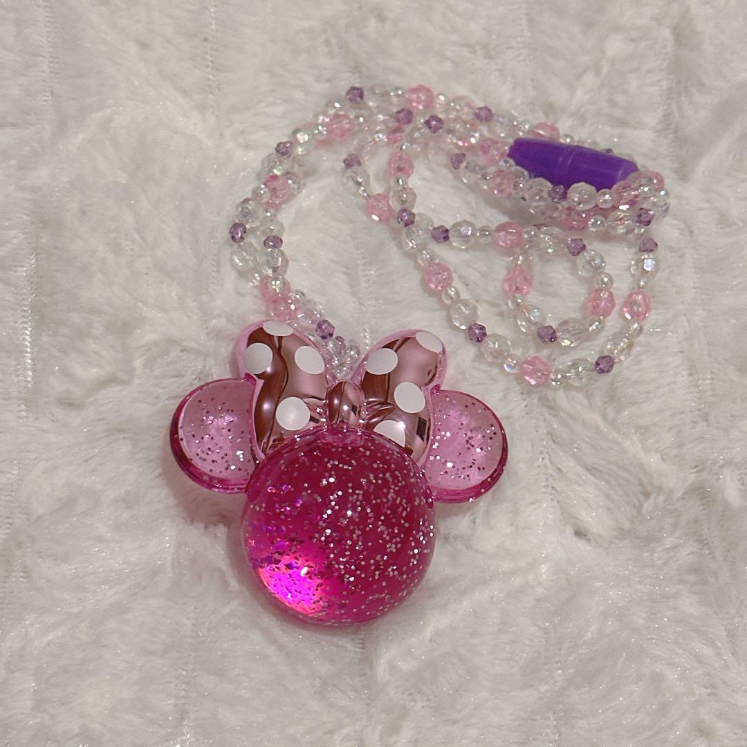 ディズニー　ミニー　光るネックレス　ペンダント　パルパルーザ