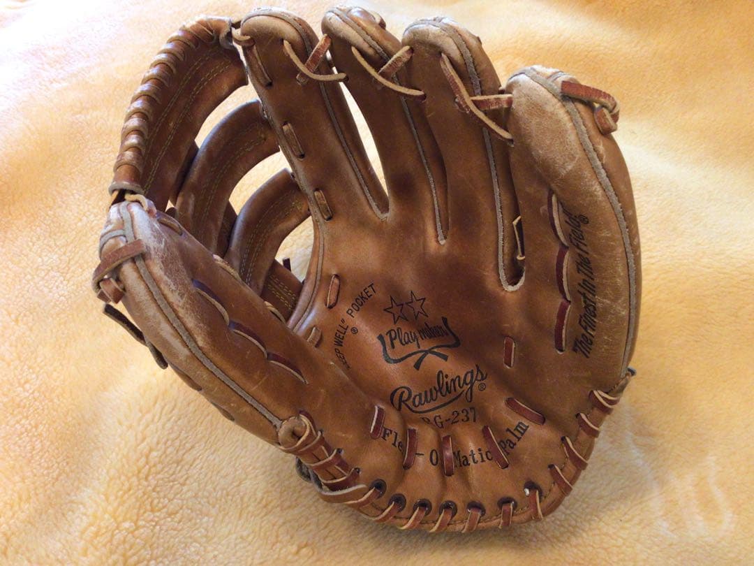 Rawlings Fastback RG237右利き 軟式グローブ ビンテージ