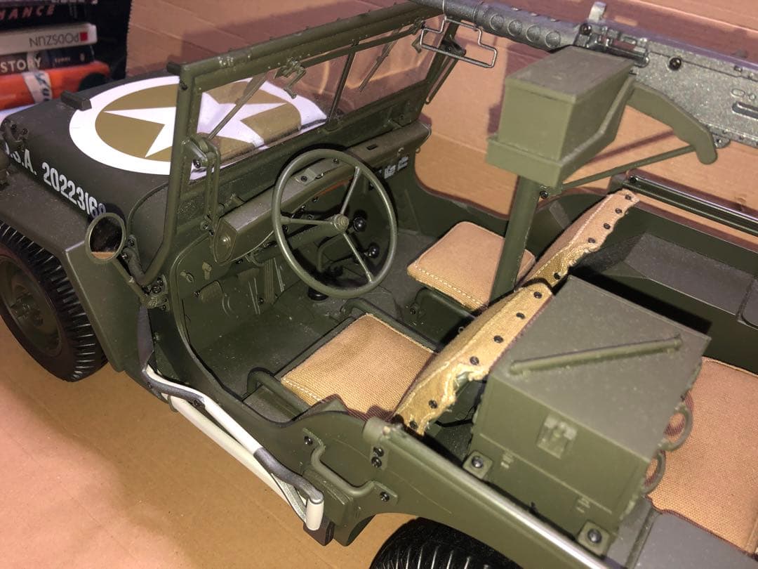 アシェット1/8 ウイリスMB 完成品