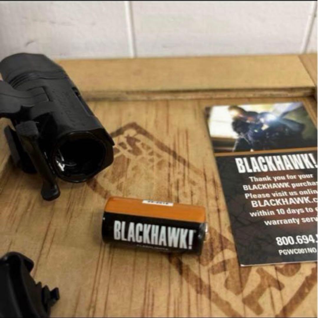 未使用品　米軍　USA製 BLACKHAWK XIPHOS NT ウェポンライト