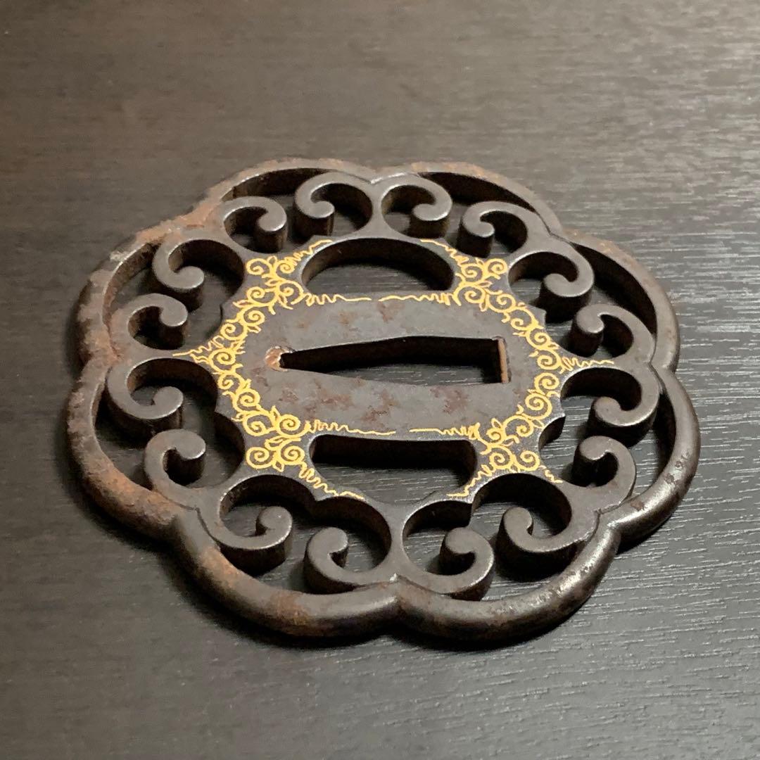 《アンティーク希少レア品！》《送料無料》⭐︎八ツ蕨手透鐔　鍔つば♪⭐︎