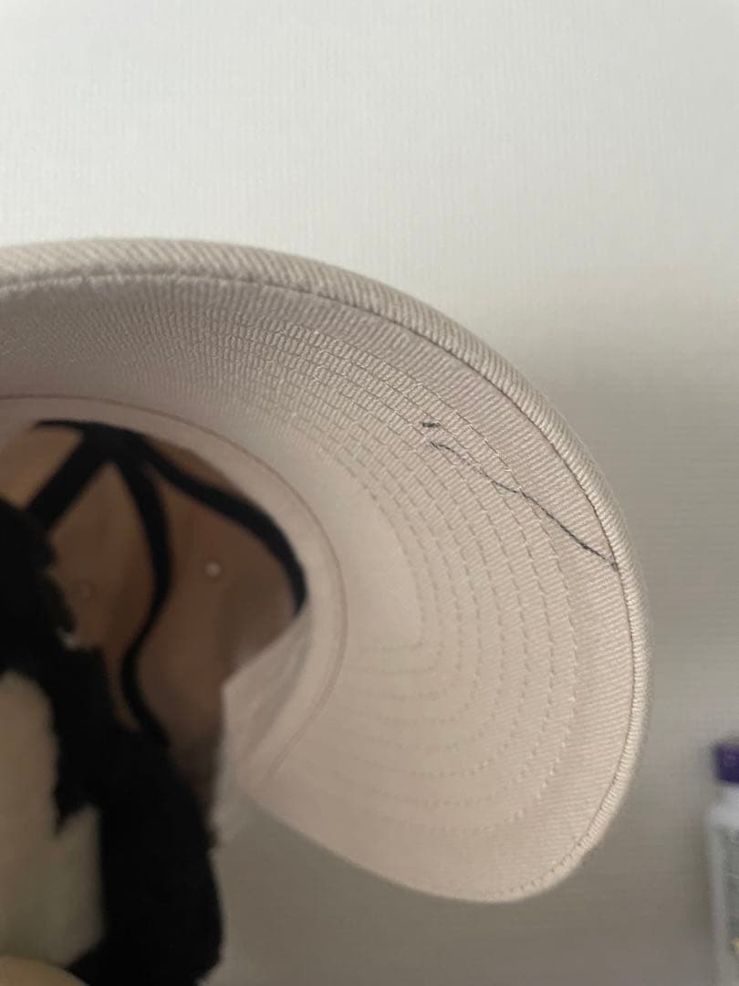 ブライトン　選手サイン入りキャップ