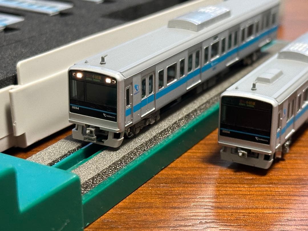 GM 小田急3000形1次車（ロイヤルブルー・前面細帯・BM有）