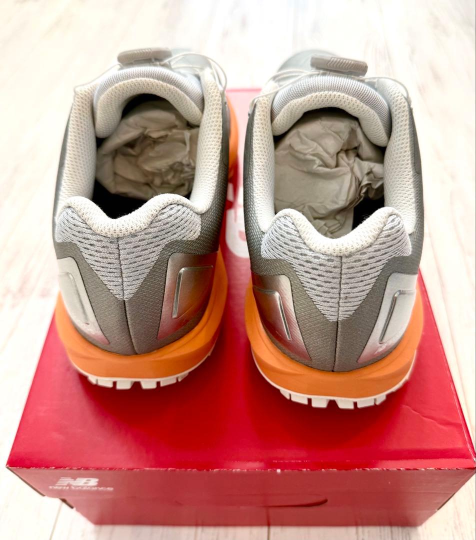 New Balance ゴルフシューズ シルバー/オレンジ