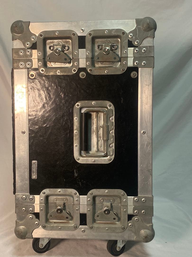 2786❣️ ARMOR ( アルモア ) 7Uラックケース　キャスター付き