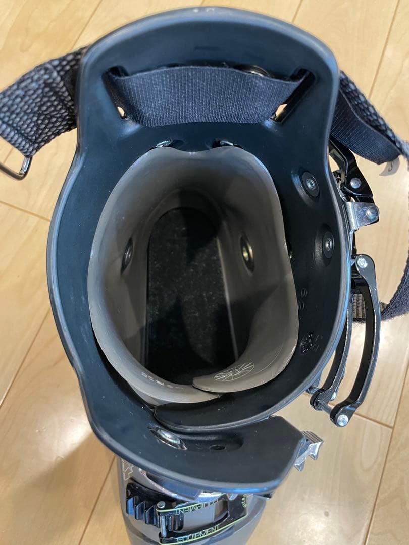 BUMPS8 GENスキーブーツ 23.5センチ