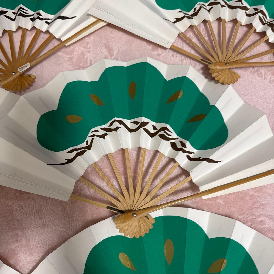 郷土芸能扇子 8本セット 緑と白　松づくし