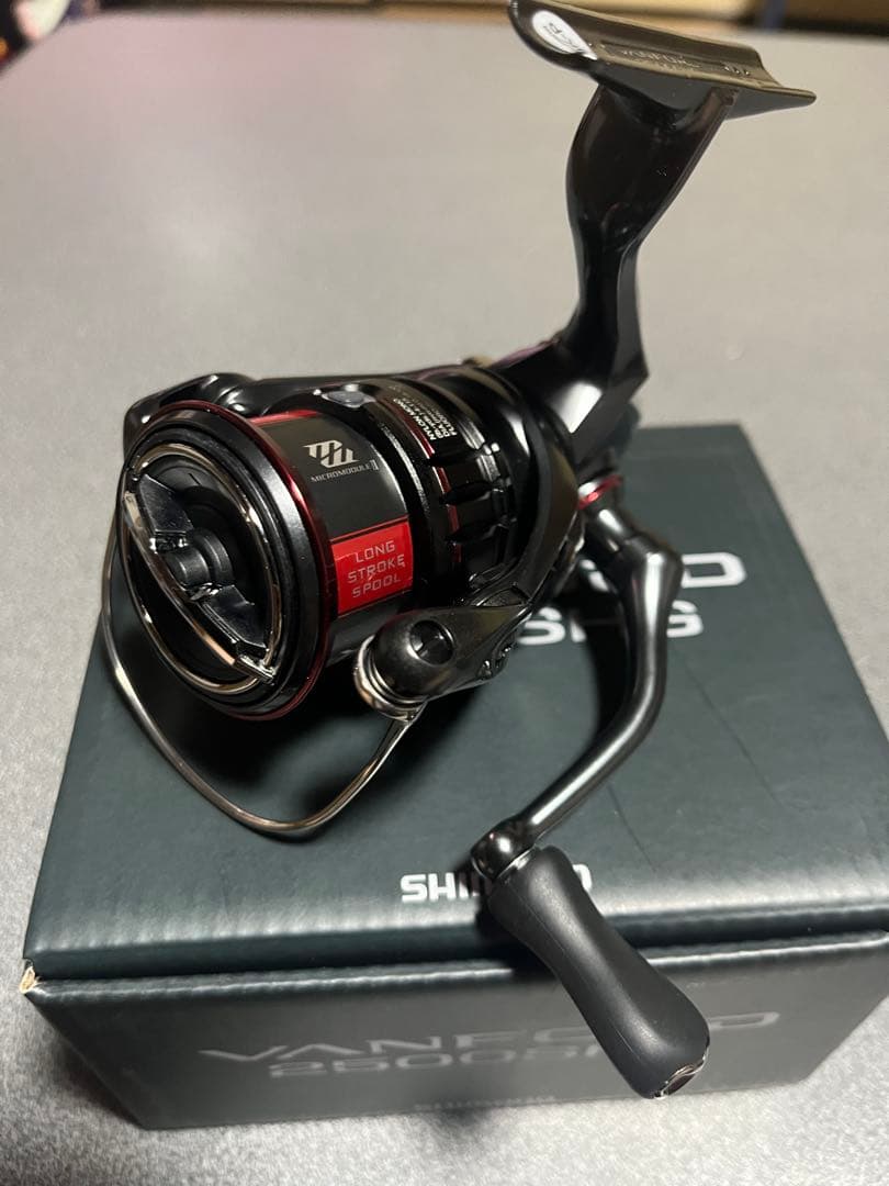シマノ20 VANFORD 2500SHG スピニングリール