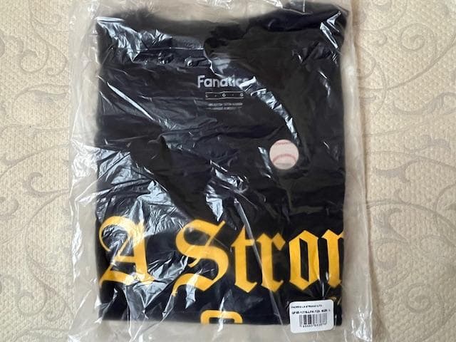 ダルビッシュYuパドレス2025ポストシーズンロッカーROOM選手使用フーディL