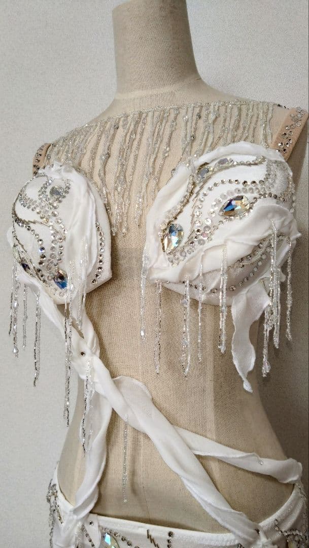 ベリーダンス衣装　ブラスカート一体型　ネックレス、アームセット